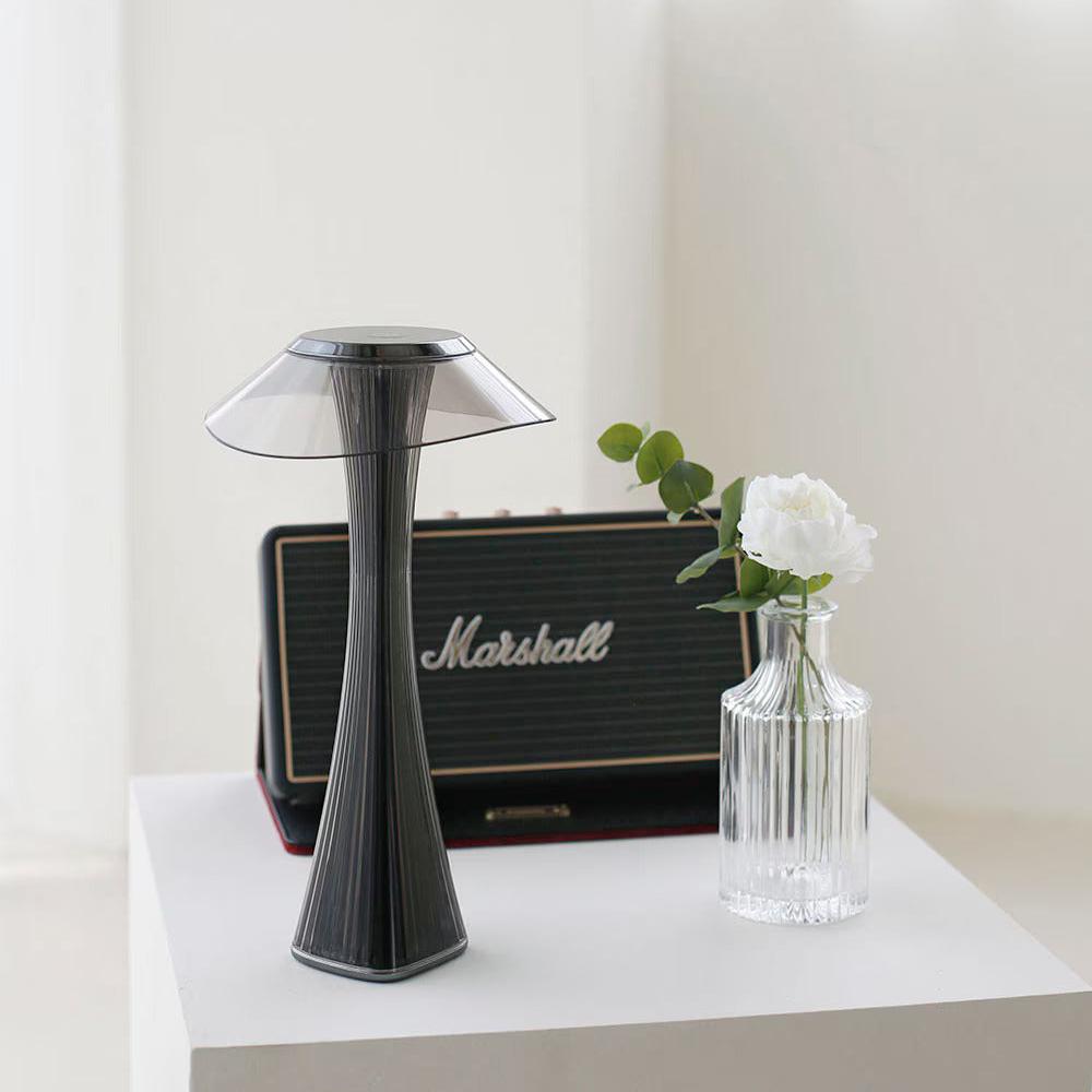 Lunara | Sculptural LED Accent Lamp