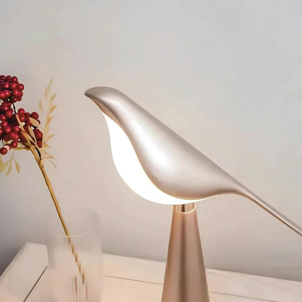 Glowvio | Whimsical Magpie Accent Lamp With Rotatable Head