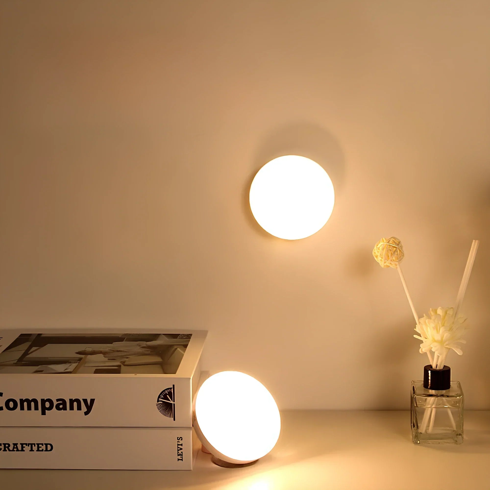 Luxano | Compact Motion Sensor Night Light With Magnetic Mount