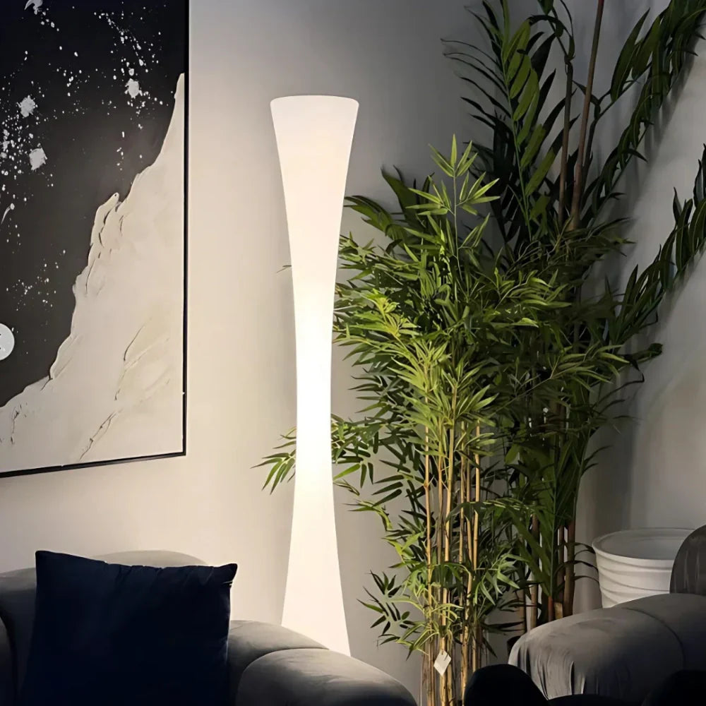 AuraFox | Sculptural Outdoor Floor Lamp with Solar & USB Power