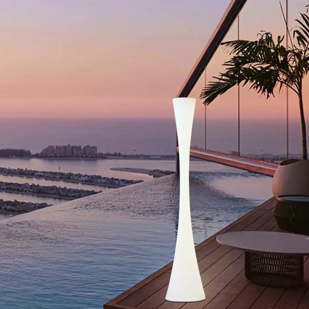 AuraFox | Sculptural Outdoor Floor Lamp with Solar & USB Power