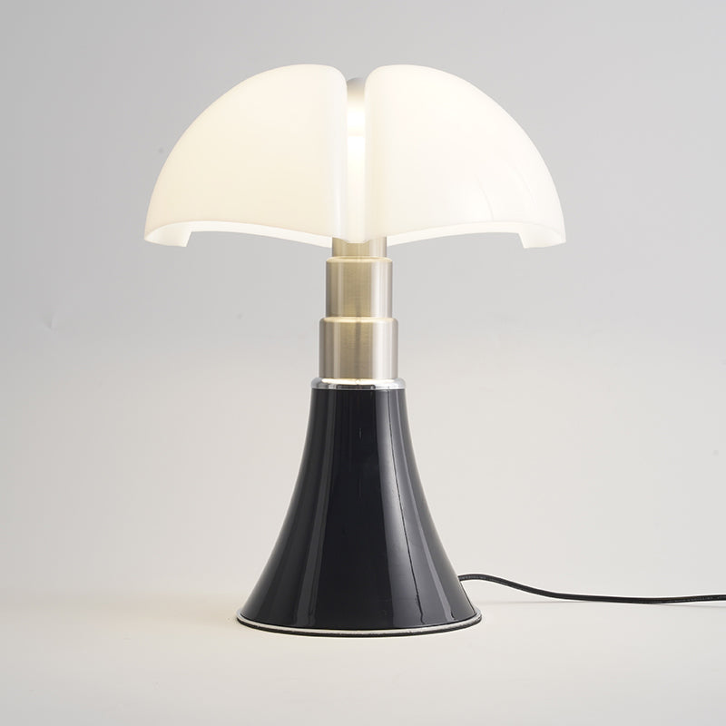 Auralux | Elegant Retro LED Table Lamp with Modern Efficiency