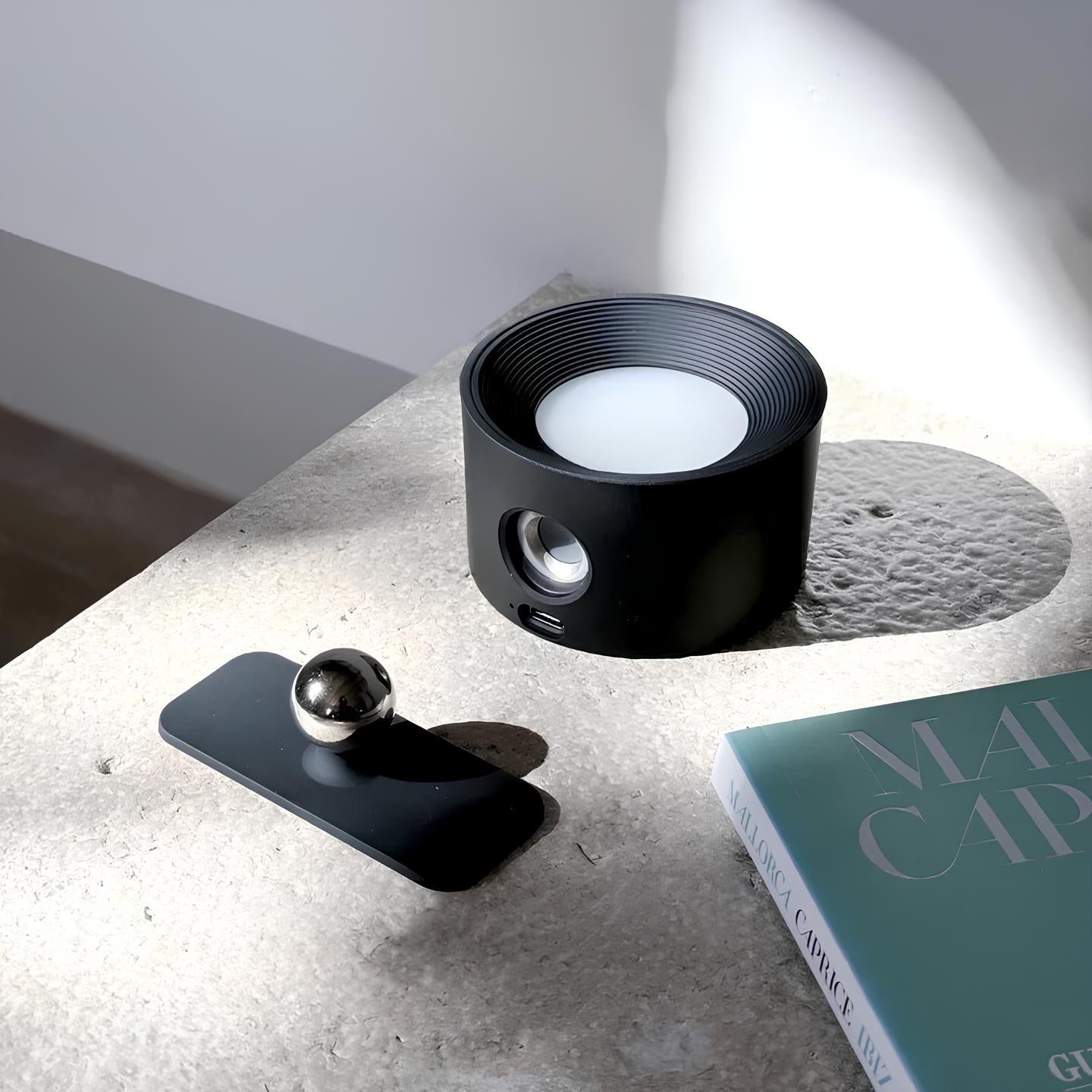 Briluna | Magnetic Wall Lamp with 360° Rotation