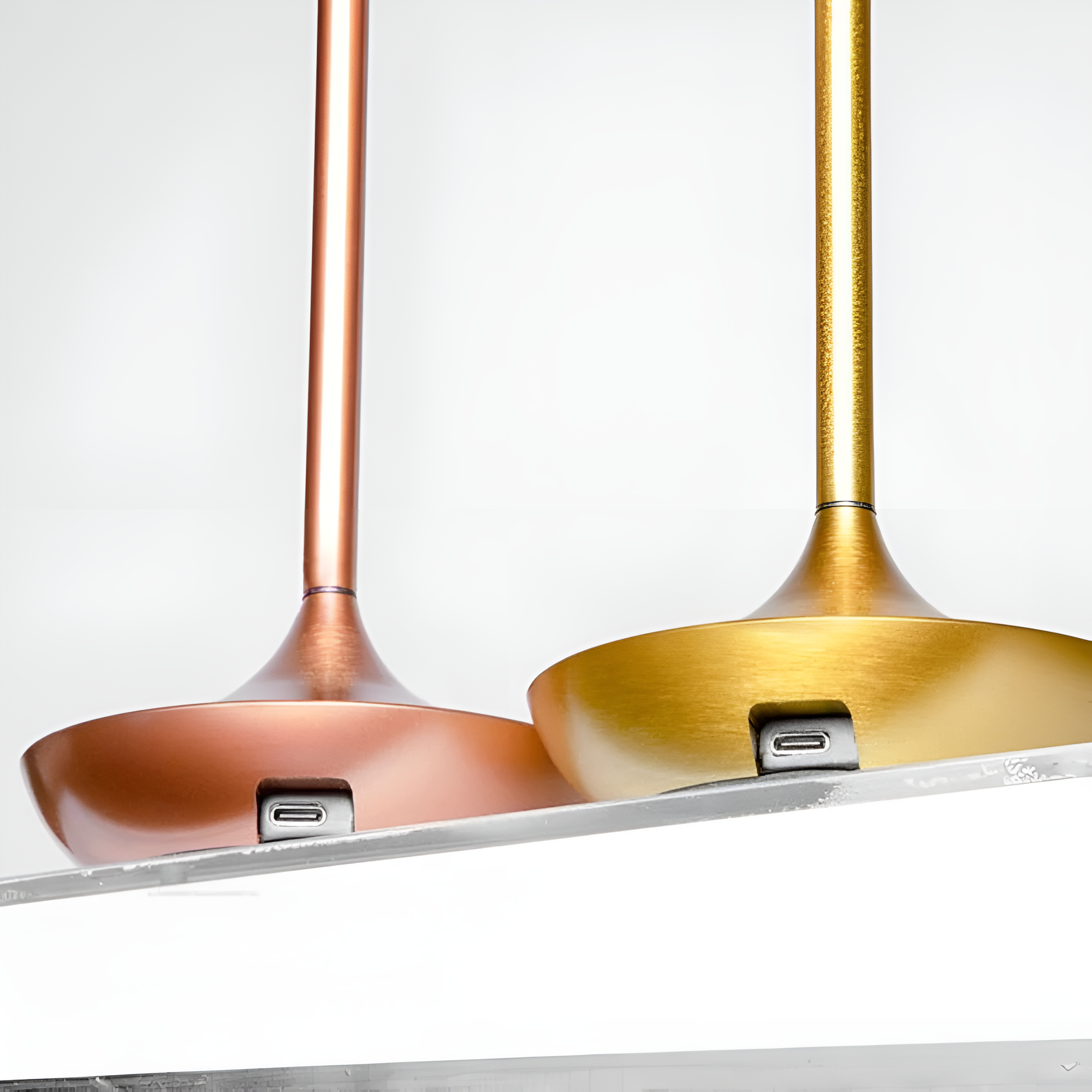 Elaris | Modern Rechargeable Pillar Lamp with Warm Dimmable Light