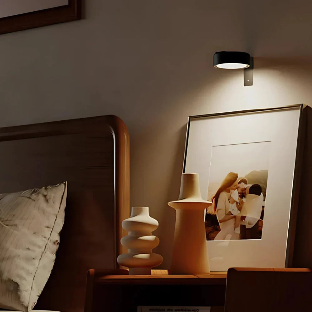 HaloFrame | Wireless LED Wall Light with Remote Control