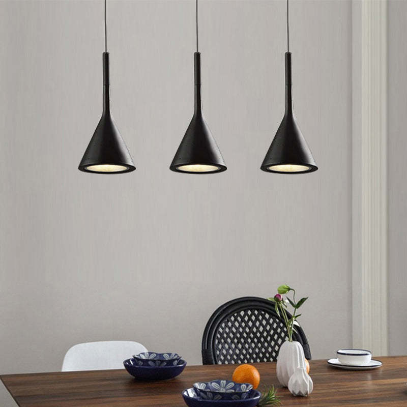 Halora | Modern Triangle Hanging Lamp Set With Soft Glow