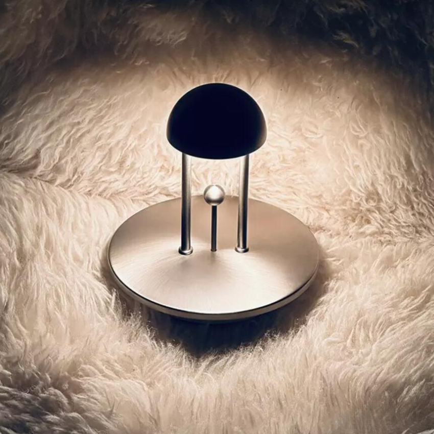 Ignelux | Modern Balance Table Lamp With Gesture Control