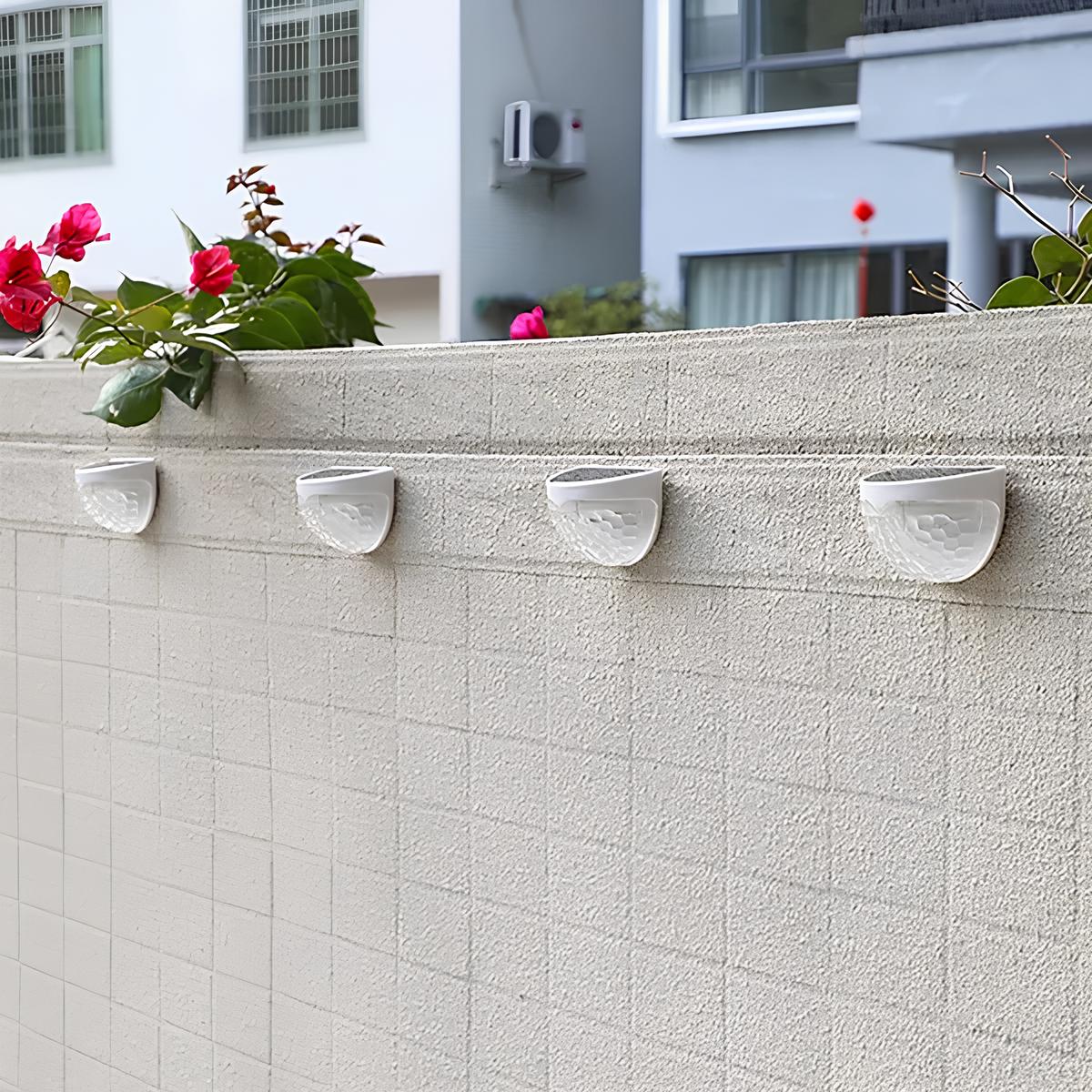 Illuniax | Solar-Powered Outdoor Wall Lamp with Auto On/Off
