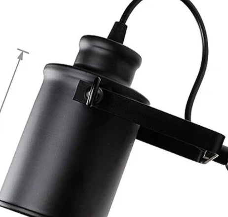 Ilumae | Vintage Wall-Mounted Spotlight in Industrial Metal