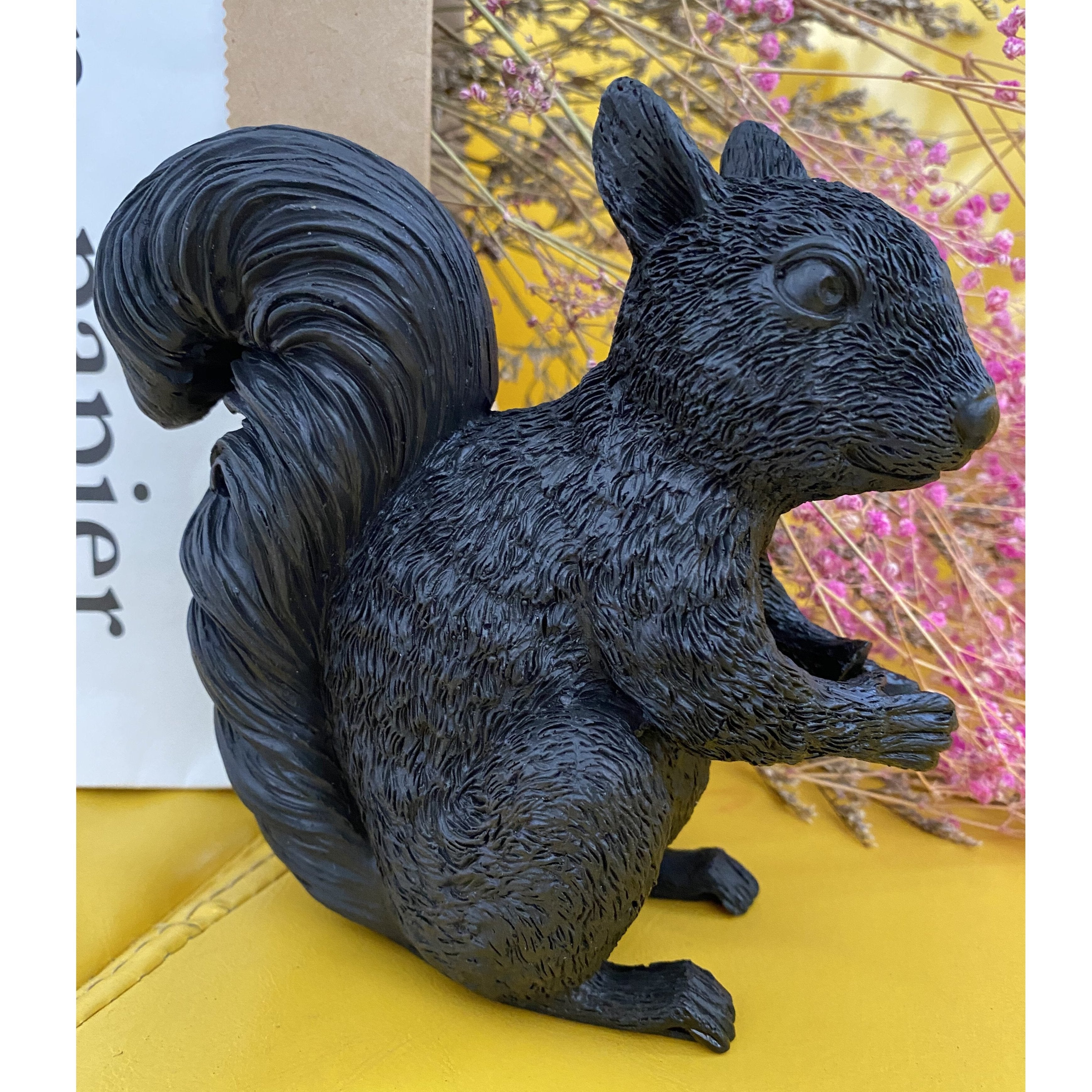 Luminique | Nordic Cute Squirrel LED Table Lamp