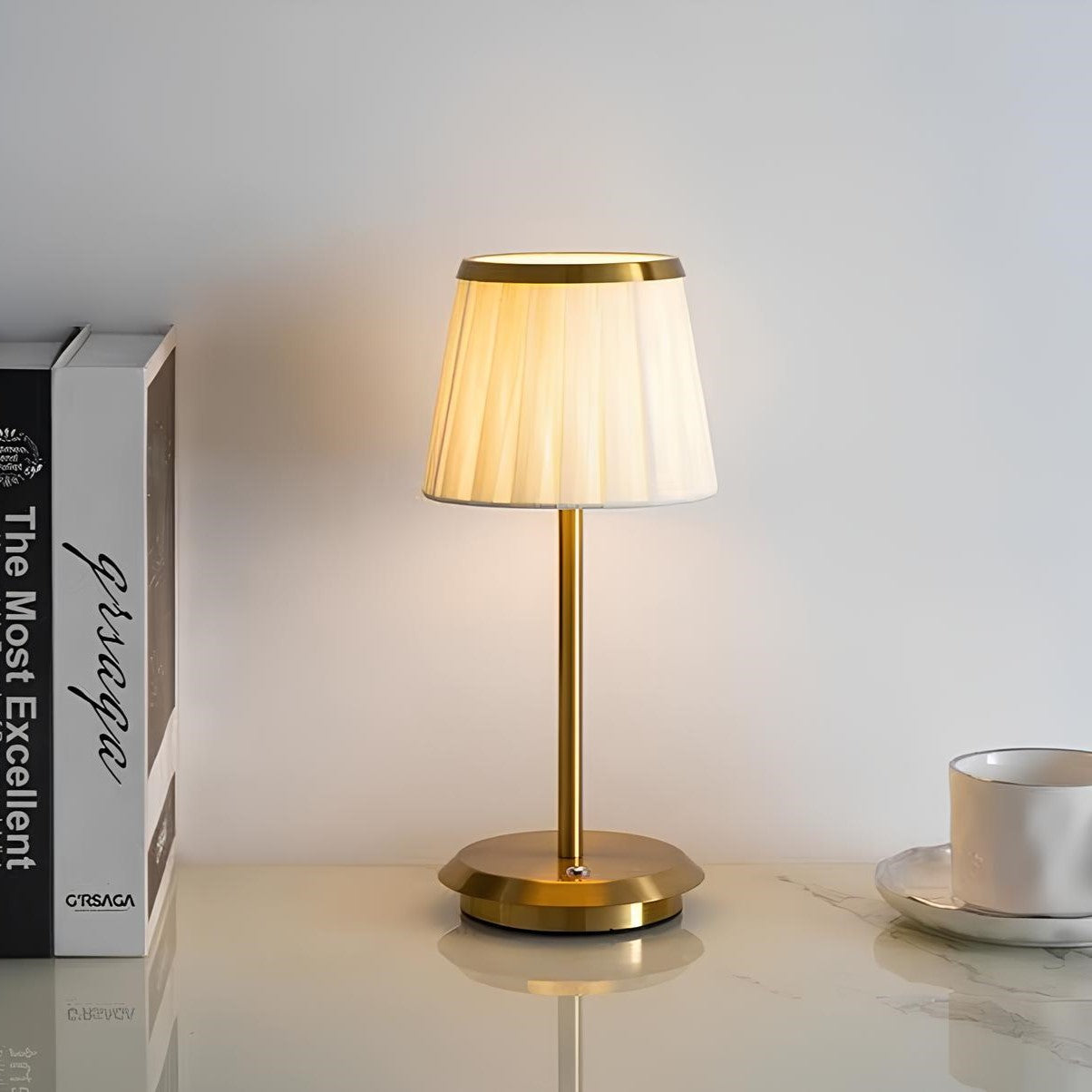 Lunovia | Elegant Touch-Control Table Lamp with Rechargeable Battery