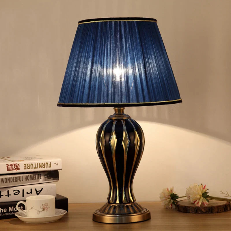 LuxeBloom | Pleated Fabric Table Lamp with Sculpted Base