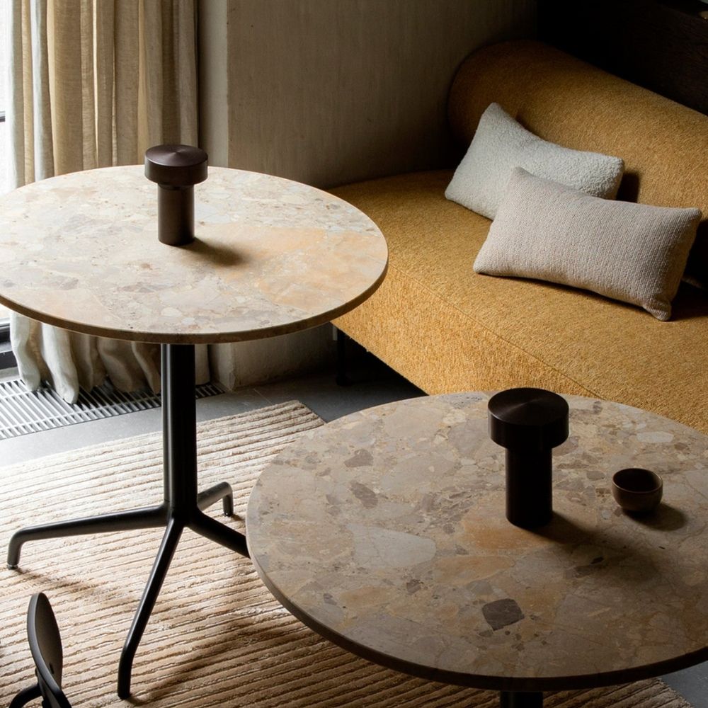 Shynari | Modern Column LED Table Lamp with Soft Ambient Glow