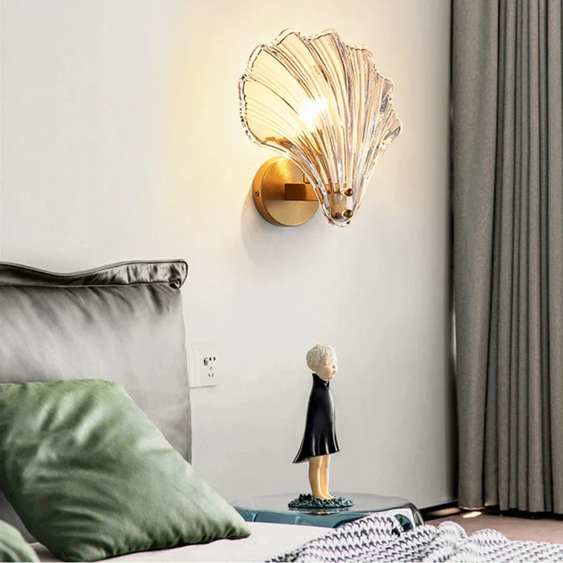 Solairis | Shell-Inspired Glass Wall Light