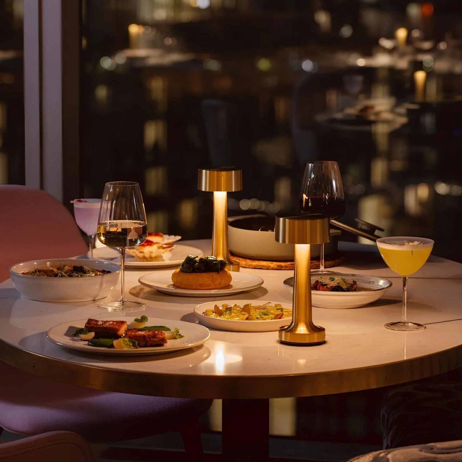 Solvix | LED Table Lamp for Restaurants Lounges