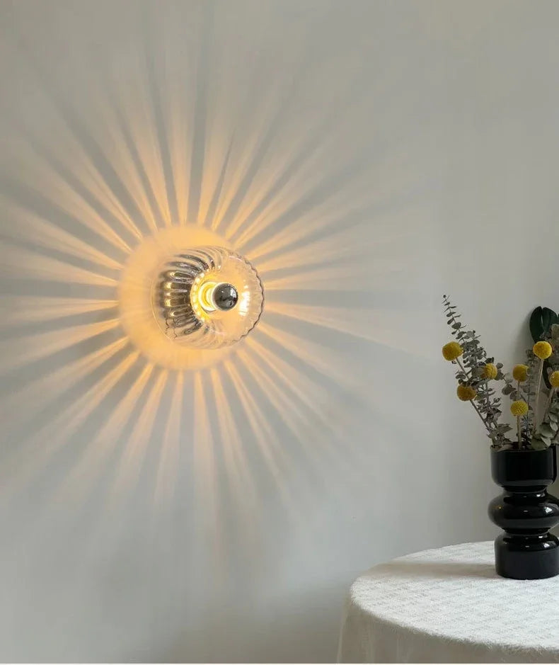 Velutra | Modern Wall Light