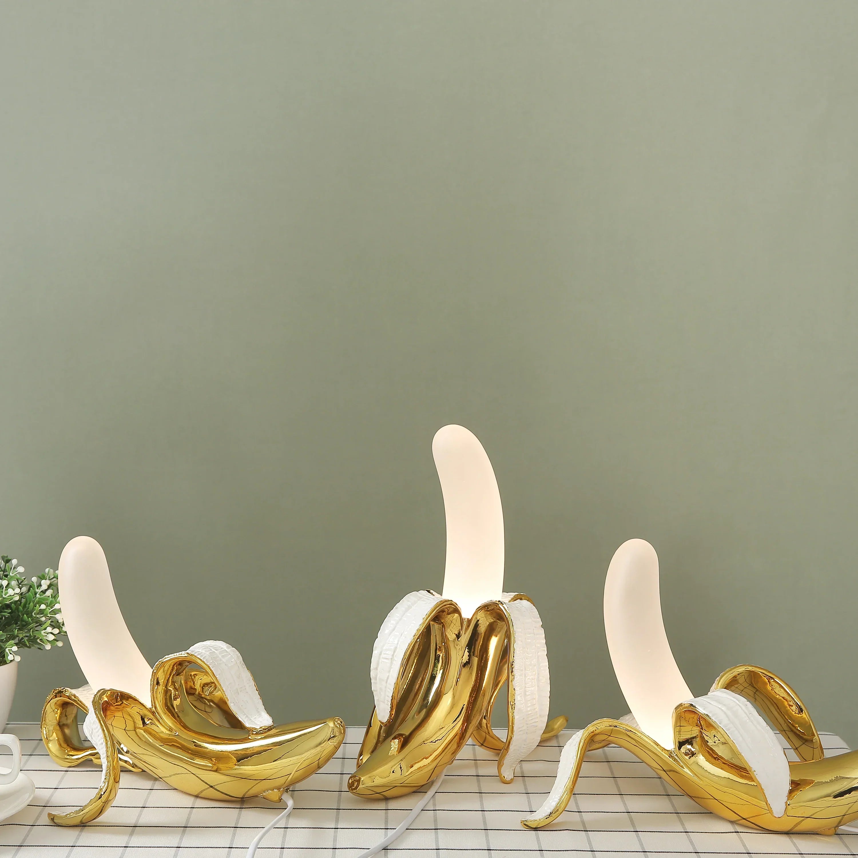 Virelux | Playful Banana-Shaped Decorative Table Lamp