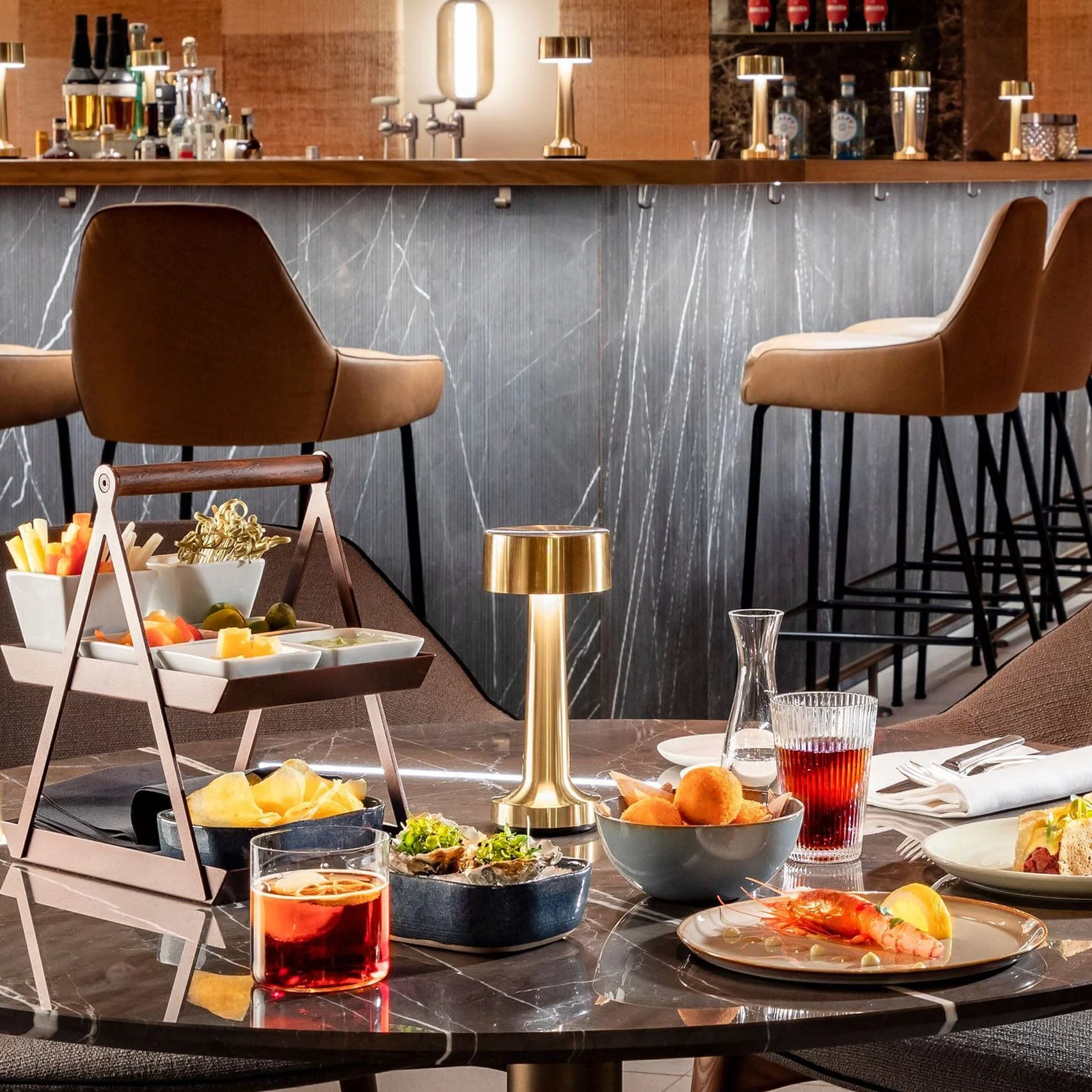 Solvix | LED Table Lamp for Restaurants Lounges