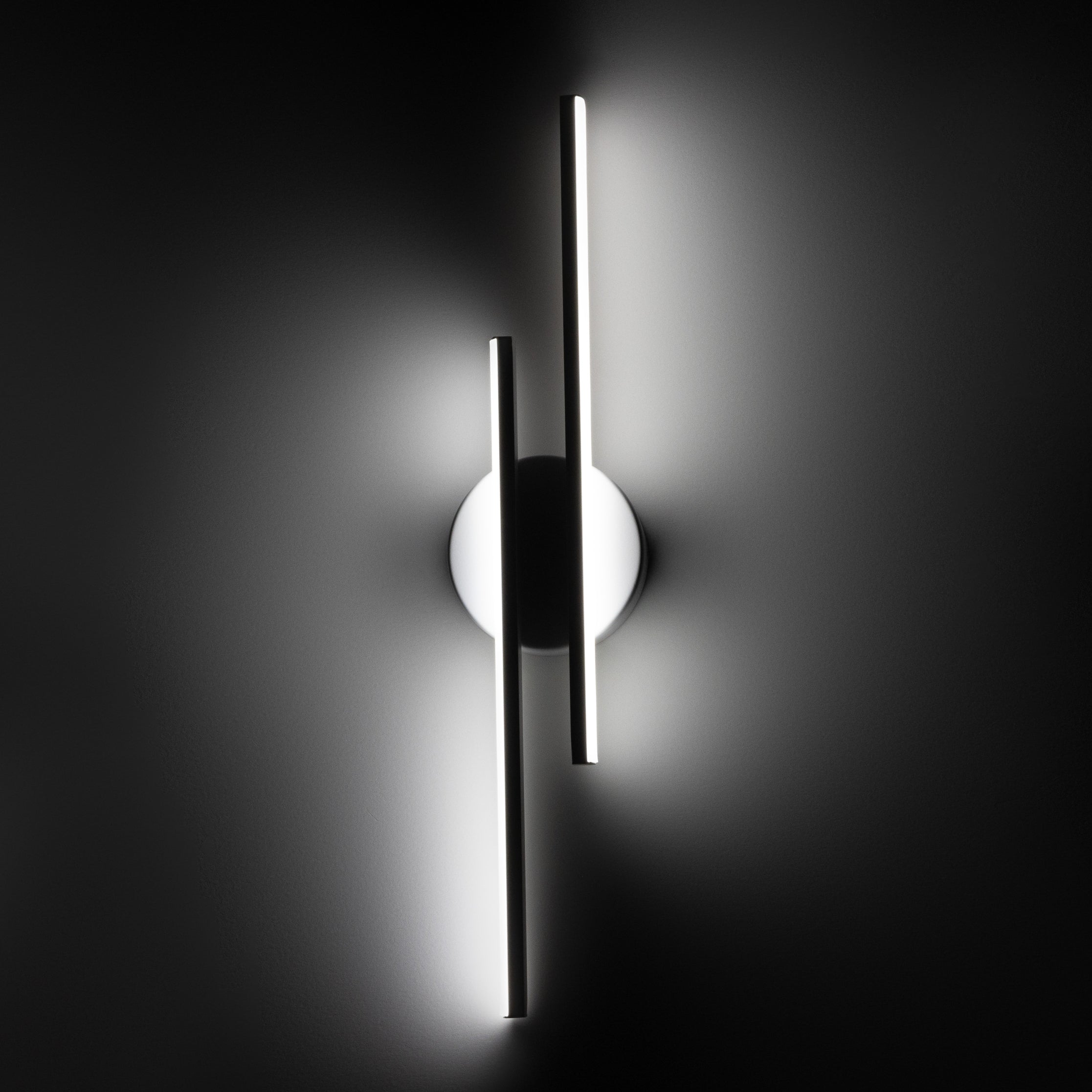 StriaGlow | Minimalist Wall Light with Dual Illumination