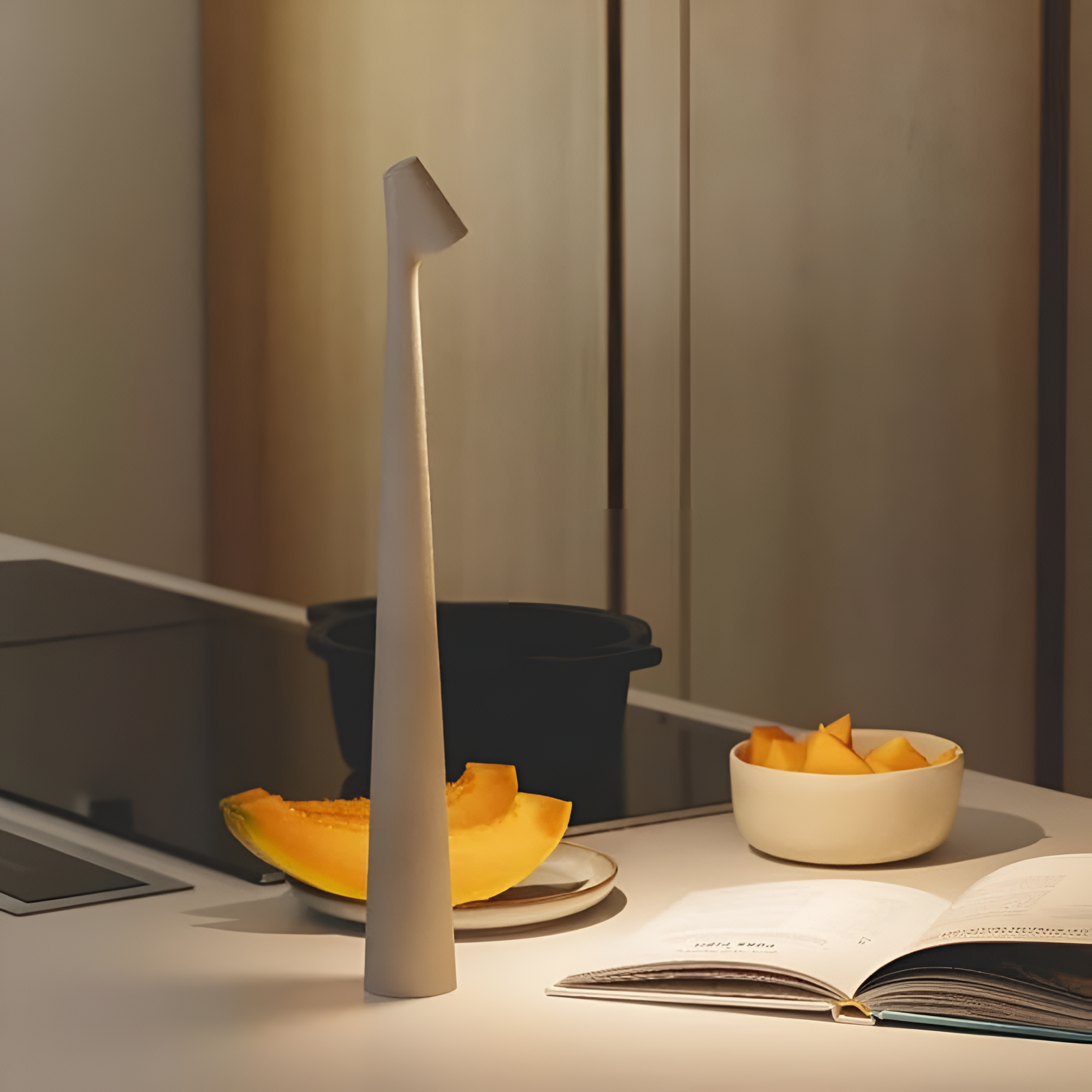 Flairlux | Minimal Touch-Control LED Lamp with Rechargeable Battery