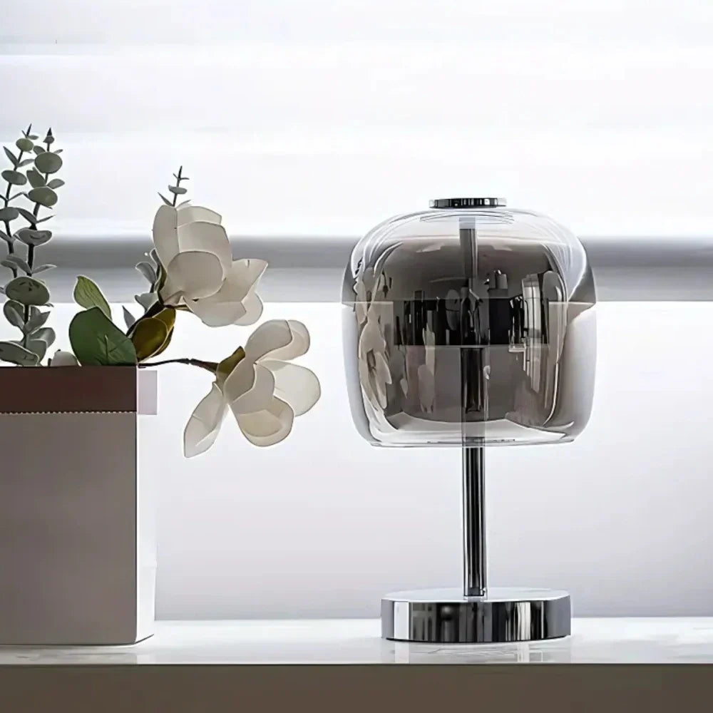 Nerra | Table lamp with modern glass dome