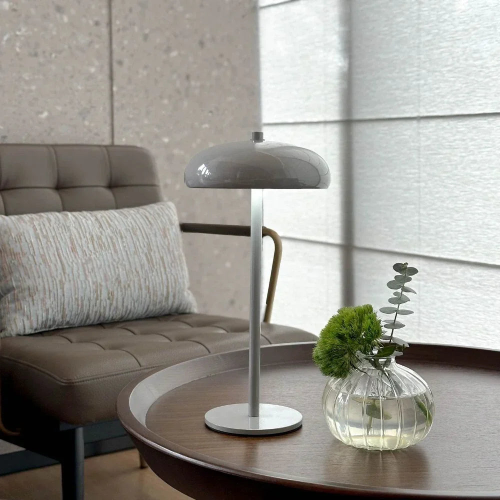 Eloria | Elegant Retro Desk Lamp