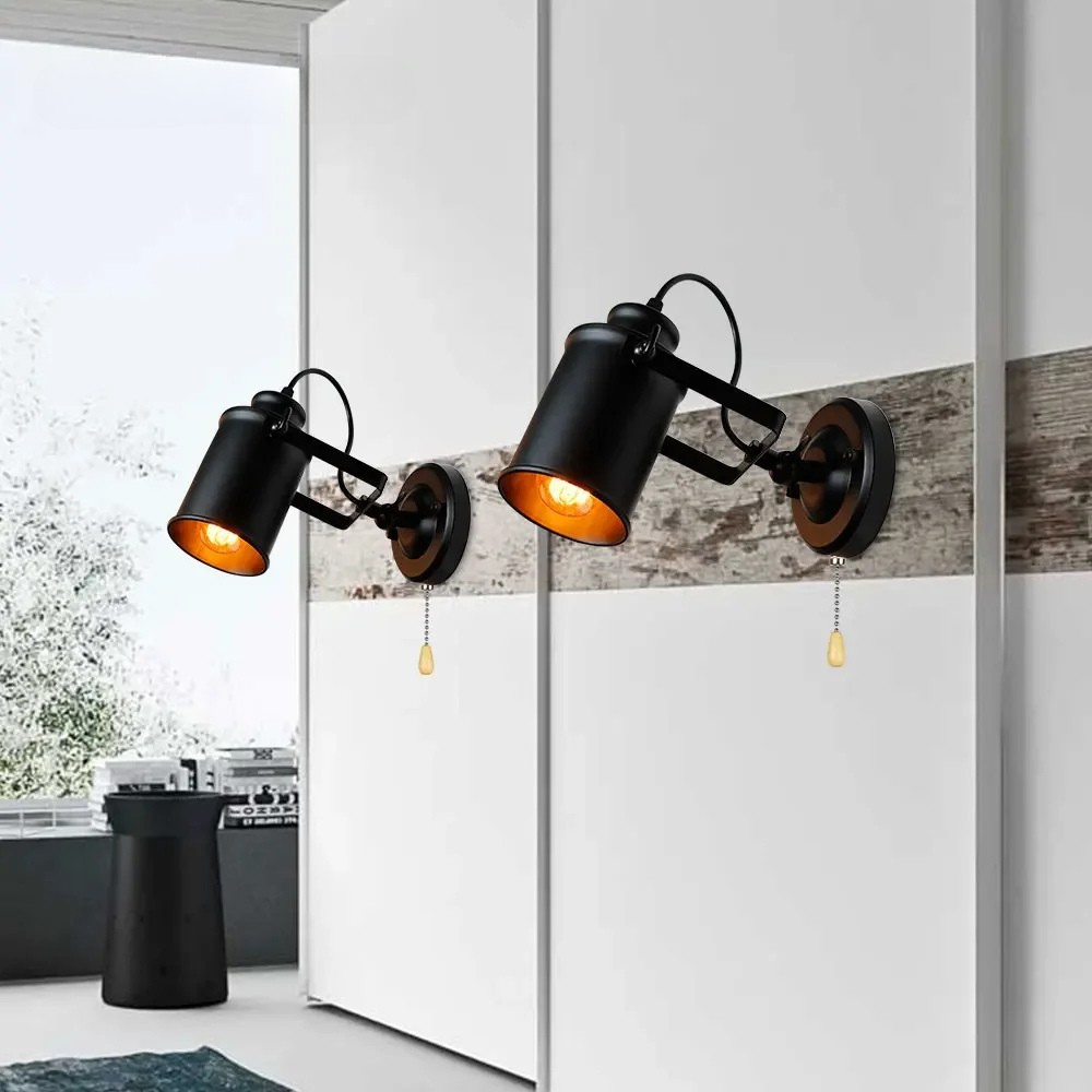 Ilumae | Vintage Wall-Mounted Spotlight in Industrial Metal