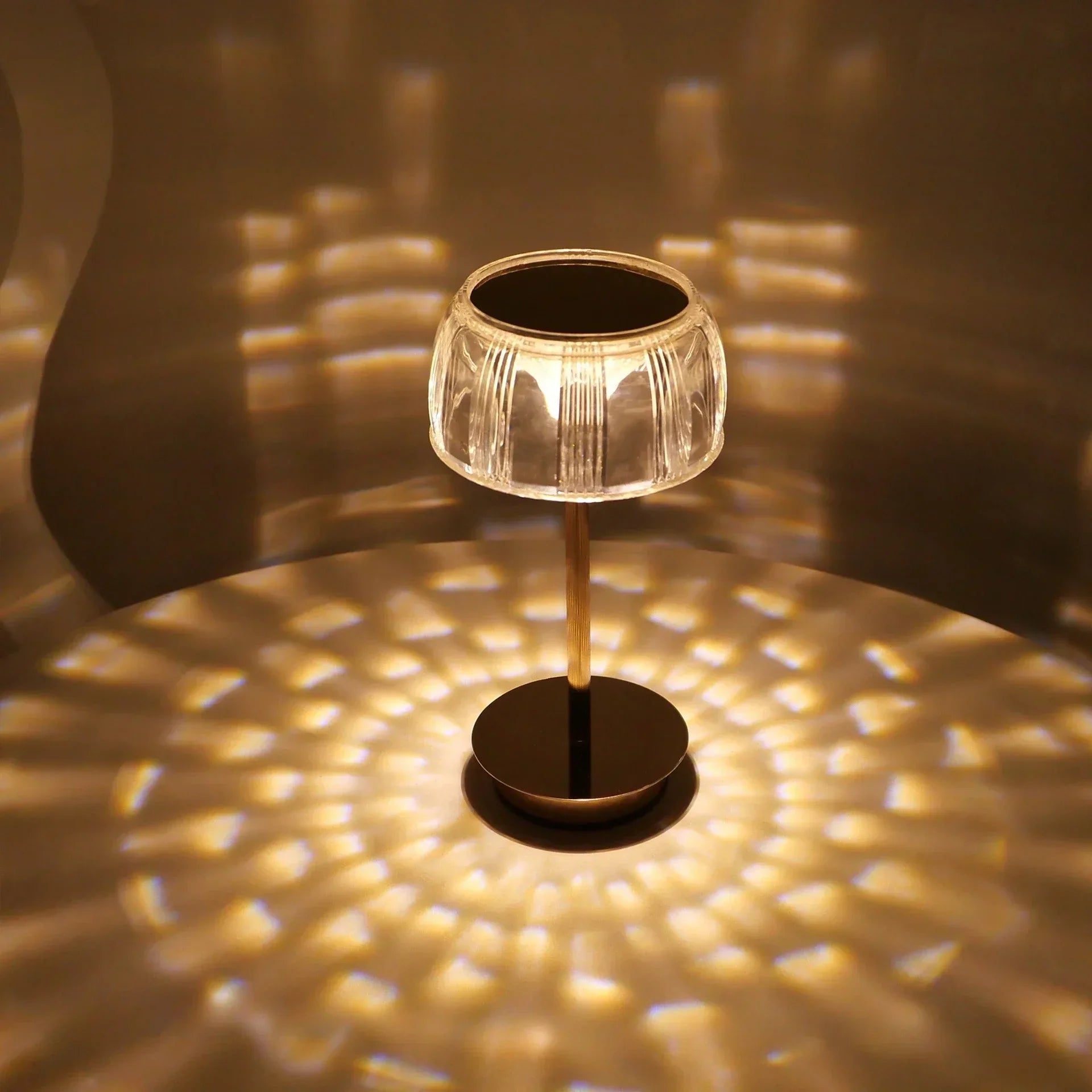 Lunaria | Rechargeable Crystal Table Lamp in Gold – Dimmable Elegance Without Cords