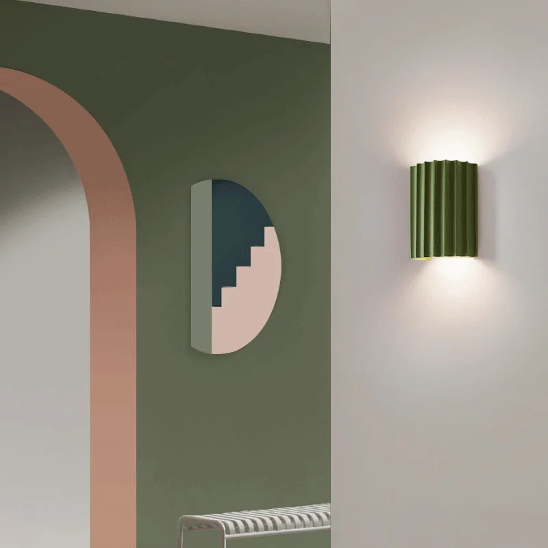 Lunetta | Modern Resin Wall Lamp With Artistic LED Glow