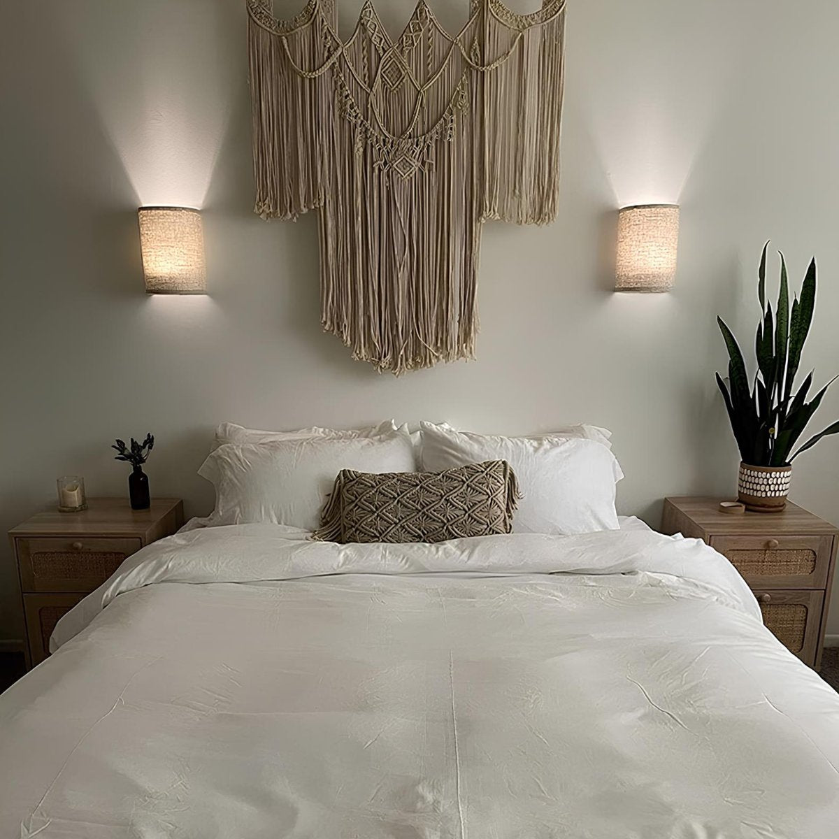 Vionex | Wall lamp with textile elegance